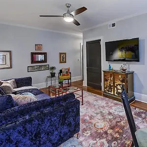  Apartment The Collection Clt: Lamar Avenue