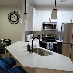  Apartment South Charlotte's Cozy & Modern
